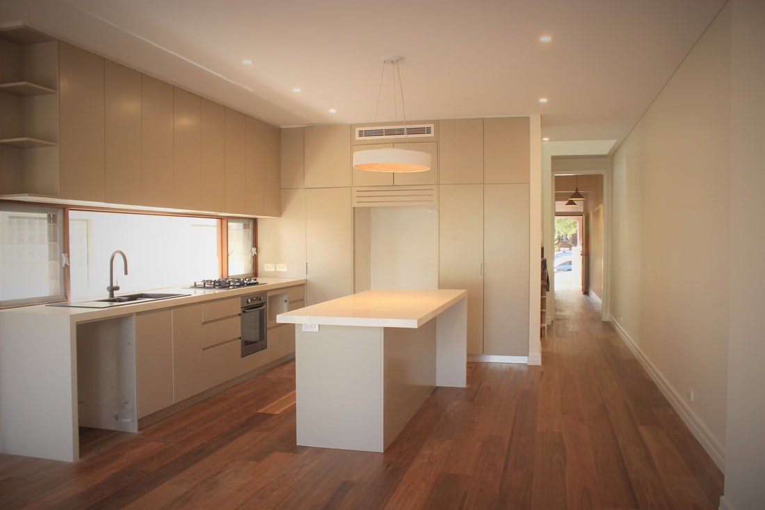 Neutral beautiful kitchen